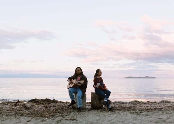 The Macarons Project tentang ‘Hold Us Tight’ dan Ketidaksempurnaan sebagai Kekuatan