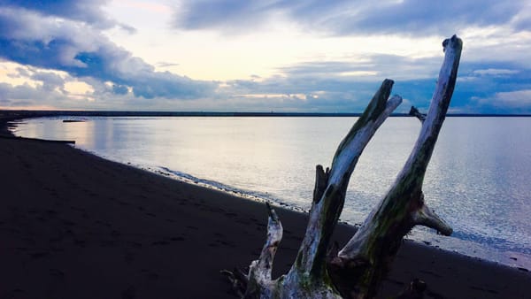 Ode Senja Iona Beach